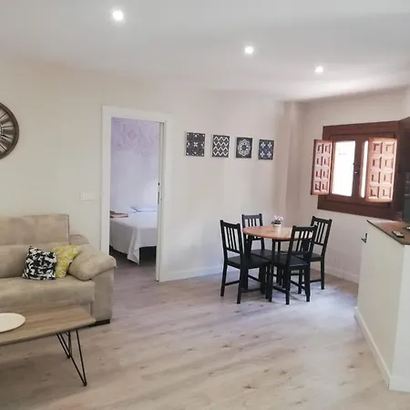 Precioso Apartamento Junto A La Alhambra En Pleno Centro Grenada